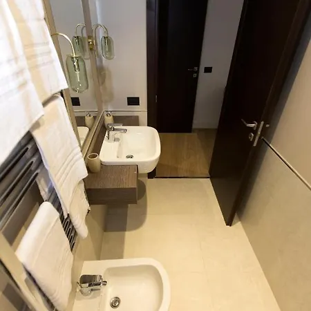 N A P Experience Неаполь