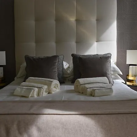 N A P Experience Apartment