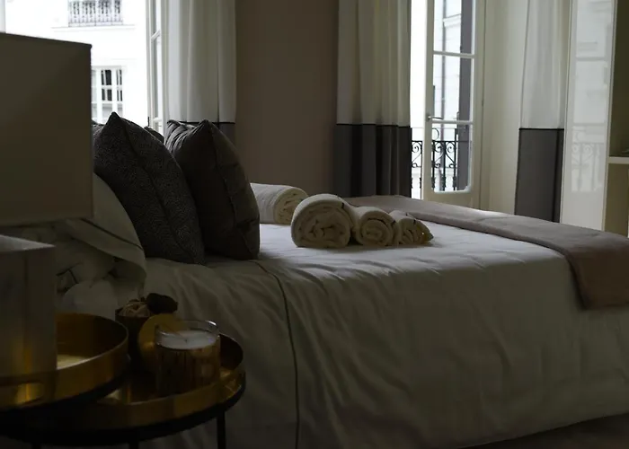 N A P Experience * Neapol