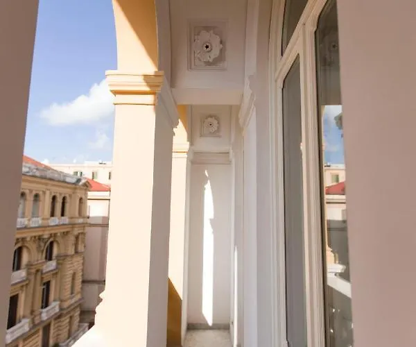 N A P Experience Neapol